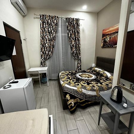 B&B Spaccanapoli A Due Passi Da Via Tribunali Exterior foto