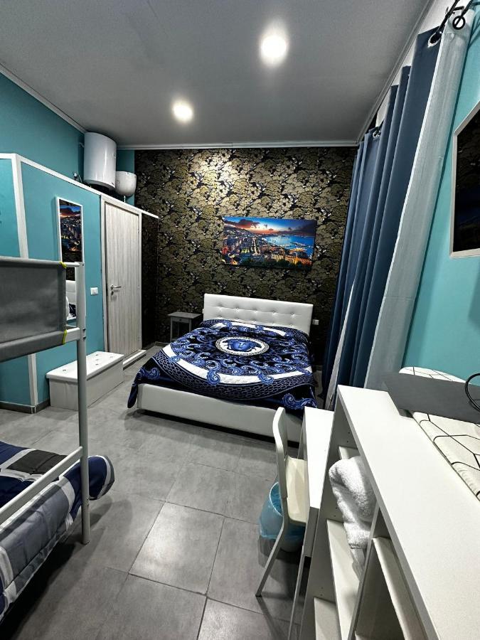 B&B Spaccanapoli A Due Passi Da Via Tribunali Exterior foto