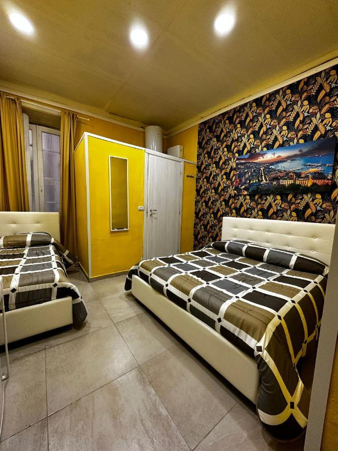 B&B Spaccanapoli A Due Passi Da Via Tribunali Exterior foto
